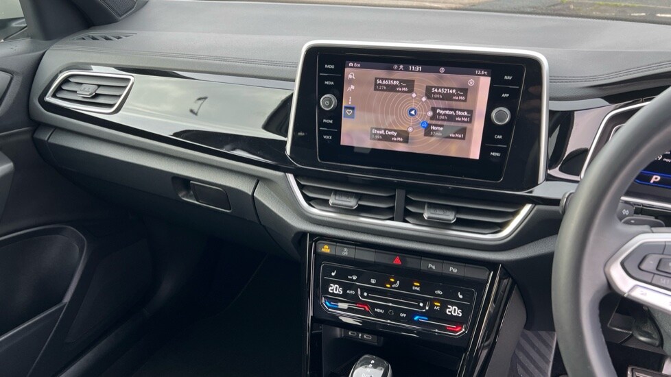 Used Volkswagen T-Roc 2024 for sale - 76297355: Photo 47