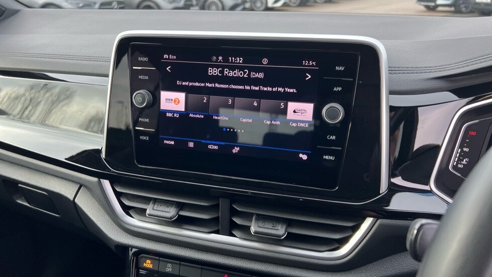 Used Volkswagen T-Roc 2024 for sale - 76297355: Photo 50