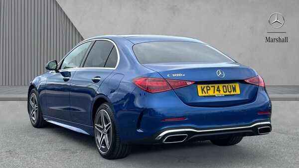 Used Mercedes-Benz C-Class 2024 for sale - 75526809: Photo 2