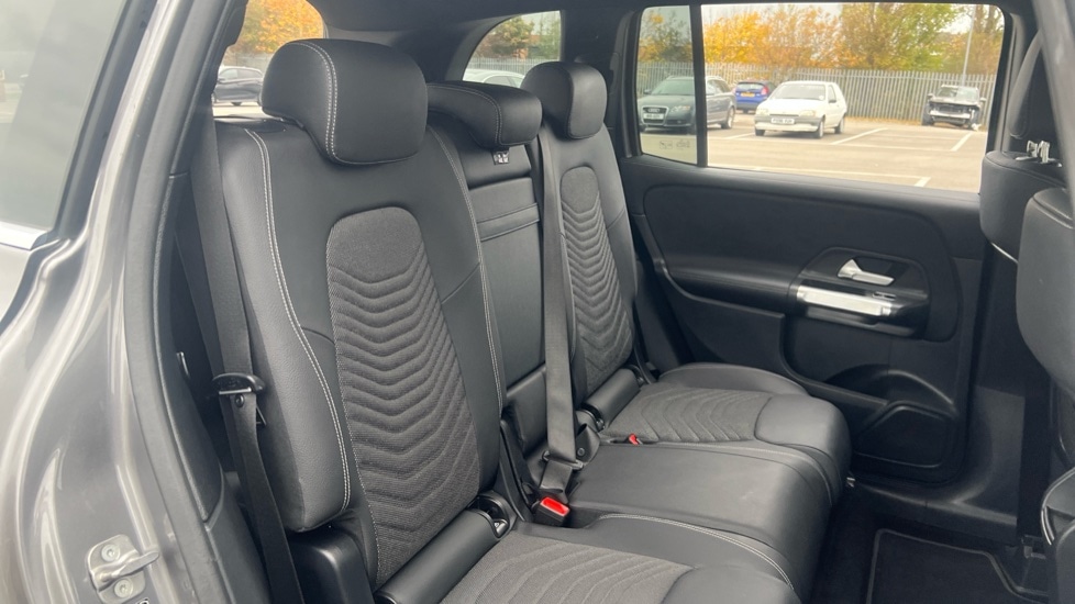 Used Mercedes-Benz GLB 2025 for sale - 76261608: Photo 15