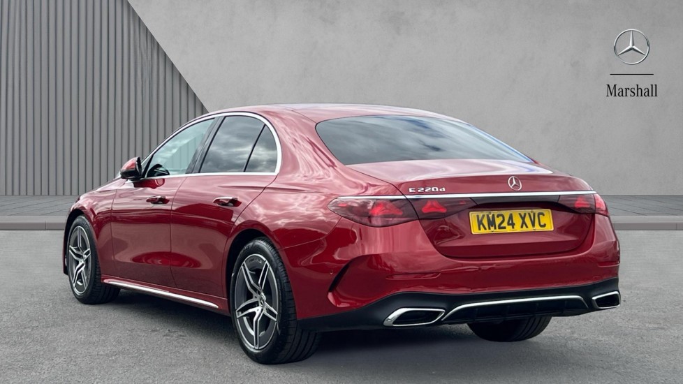 Used Mercedes-Benz E Class 2024 for sale - 77018370: Photo 2