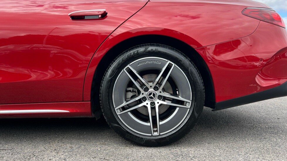 Used Mercedes-Benz E Class 2024 for sale - 77018370: Photo 26