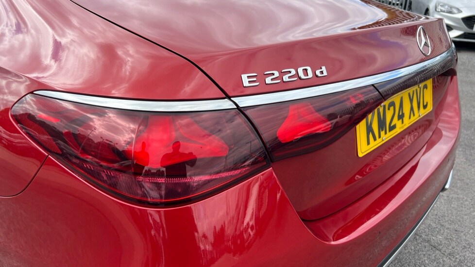 Used Mercedes-Benz E Class 2024 for sale - 77018370: Photo 35