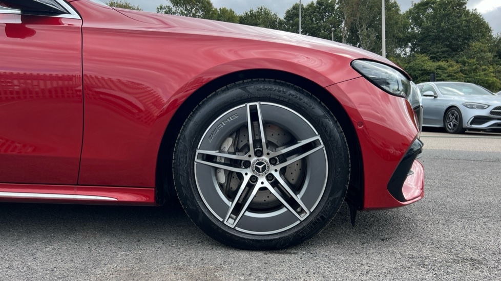 Used Mercedes-Benz E Class 2024 for sale - 77018370: Photo 5