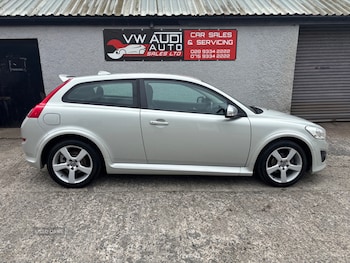 Used Volvo C30 2010 for sale - 79146304: Photo