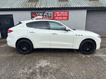 Used Maserati Levante 2017 for sale - 78676984: Photo