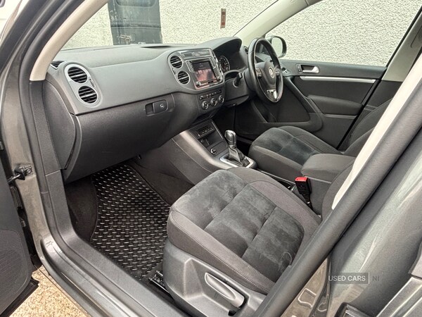Used Volkswagen Tiguan 2015 for sale - 77941205: Photo 11
