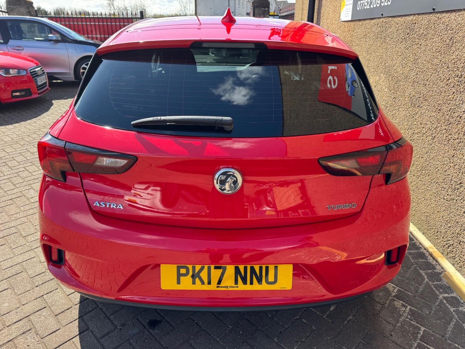 Used Vauxhall Astra 2017 for sale - 78204432: Photo 4