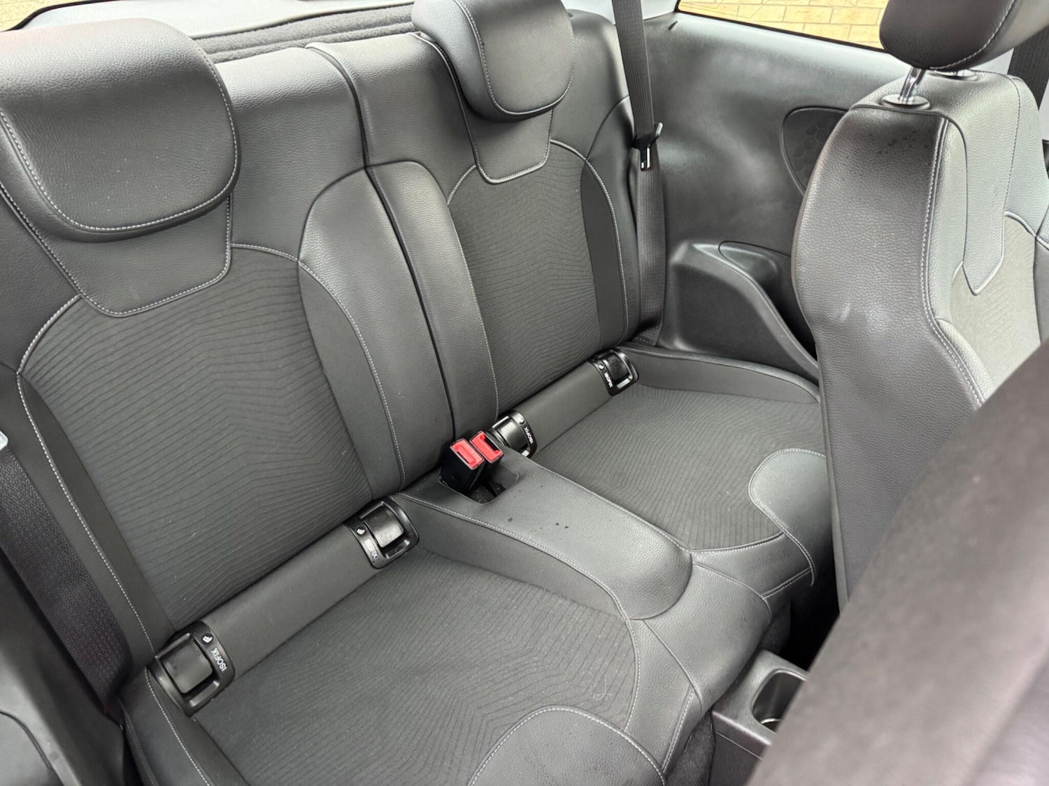 Used Vauxhall ADAM 2018 for sale - 76913744: Photo 20