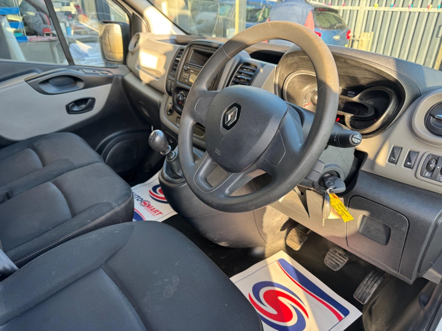 Used Renault Trafic 2018 for sale - 76964330: Photo 15