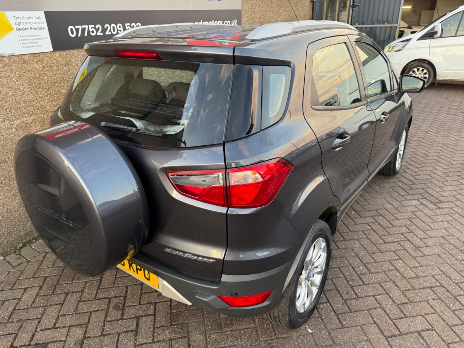 Used Ford Ecosport 2015 for sale - 76606932: Photo 4