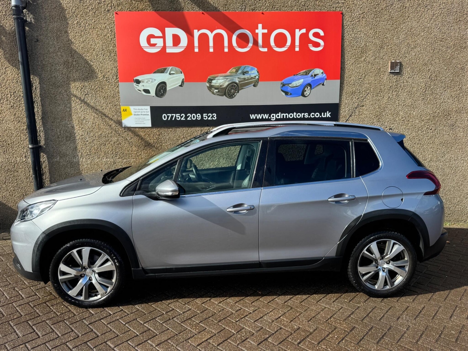 Used Peugeot 2008 2019 for sale - 78058124: Photo 2