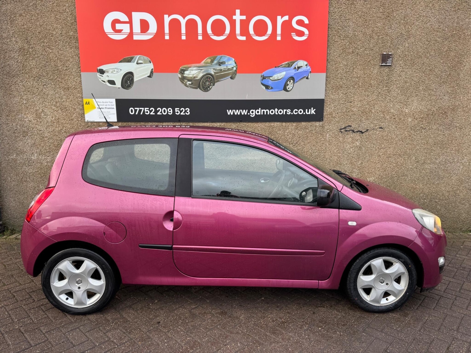 Used Renault Twingo 2012 for sale - 77081657: Photo 2