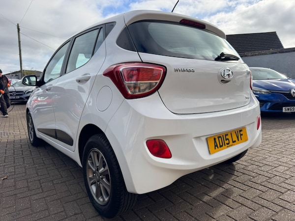 Used Hyundai i10 2015 for sale - 76240202: Photo 9