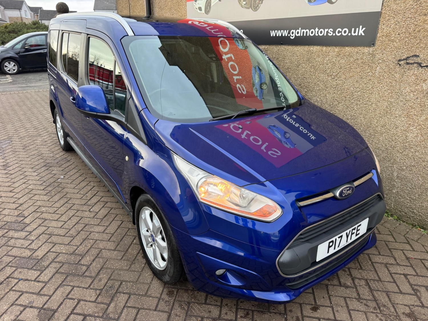 Used Ford Grand Tourneo Connect 2014 for sale - 77386981: Photo 12