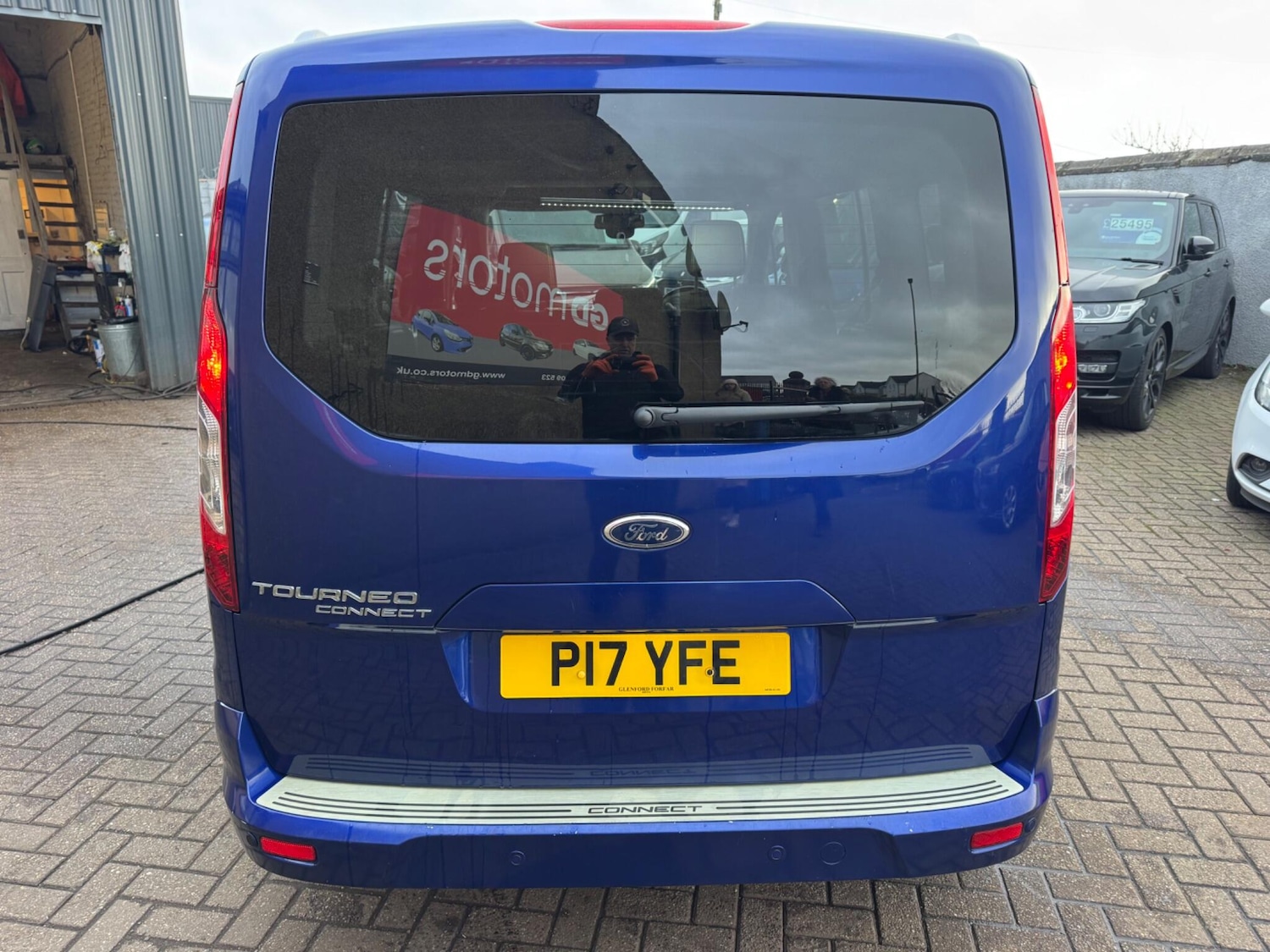 Used Ford Grand Tourneo Connect 2014 for sale - 77386981: Photo 8