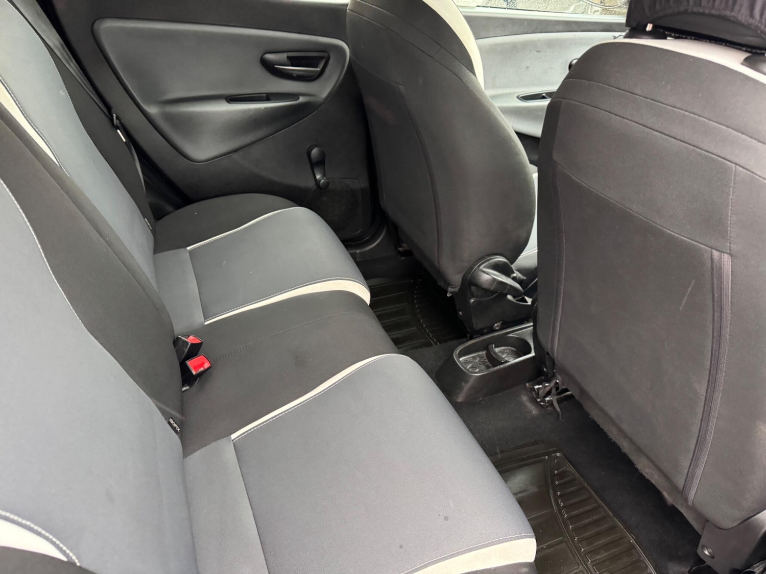 Used Chrysler Ypsilon 2014 for sale - 76472814: Photo 17