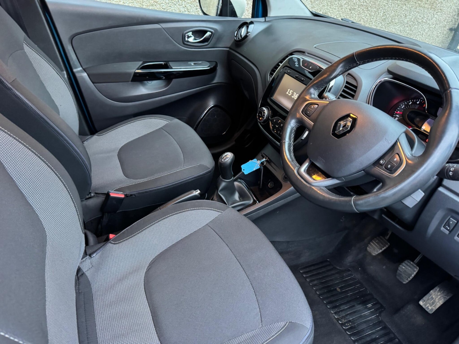 Used Renault Captur 2016 for sale - 77425177: Photo 17