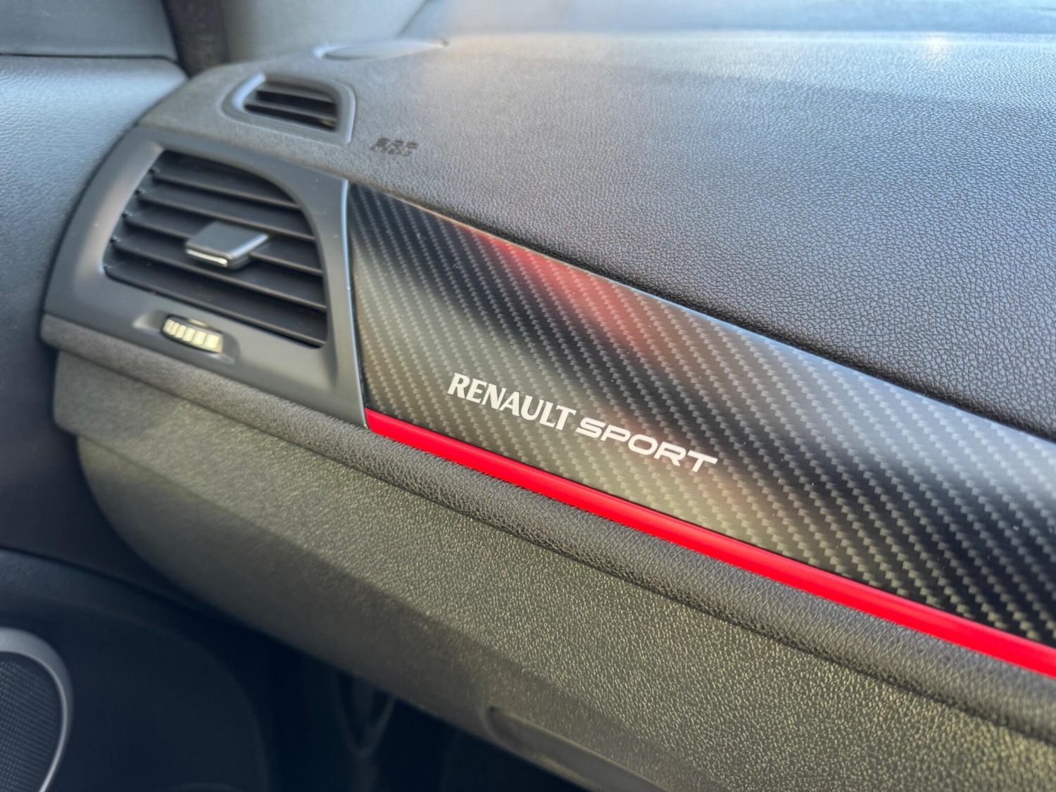 Used Renault Megane 2016 for sale - 76667103: Photo 14