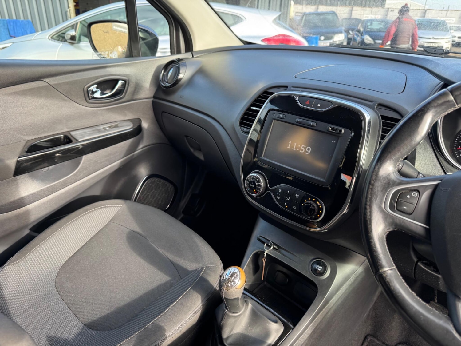 Used Renault Captur 2016 for sale - 76657701: Photo 18