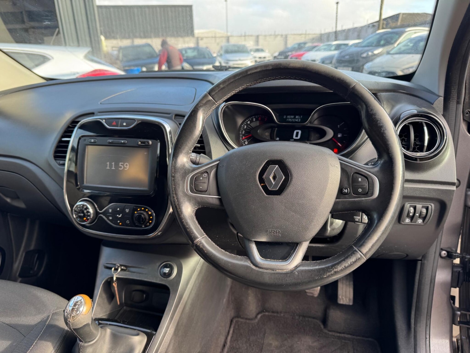 Used Renault Captur 2016 for sale - 76657701: Photo 19