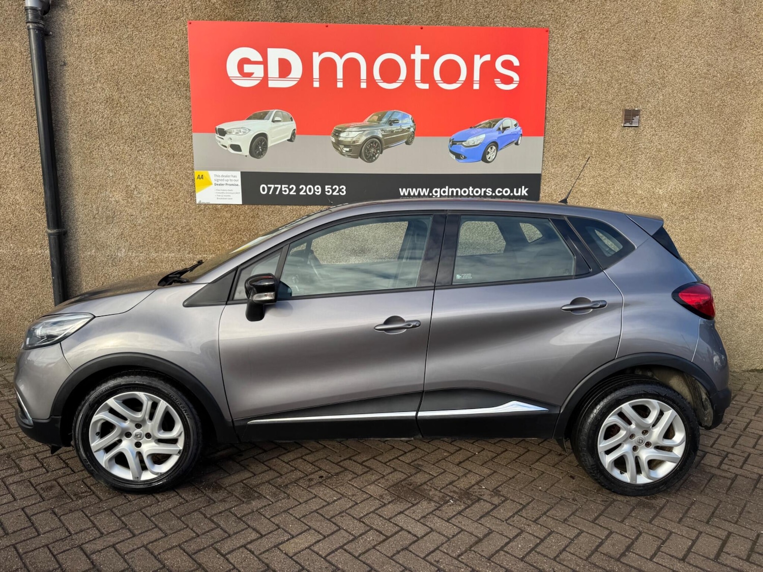 Used Renault Captur 2016 for sale - 76657701: Photo 6
