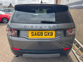Used Land Rover Discovery Sport 2018 for sale - 78214880: Photo