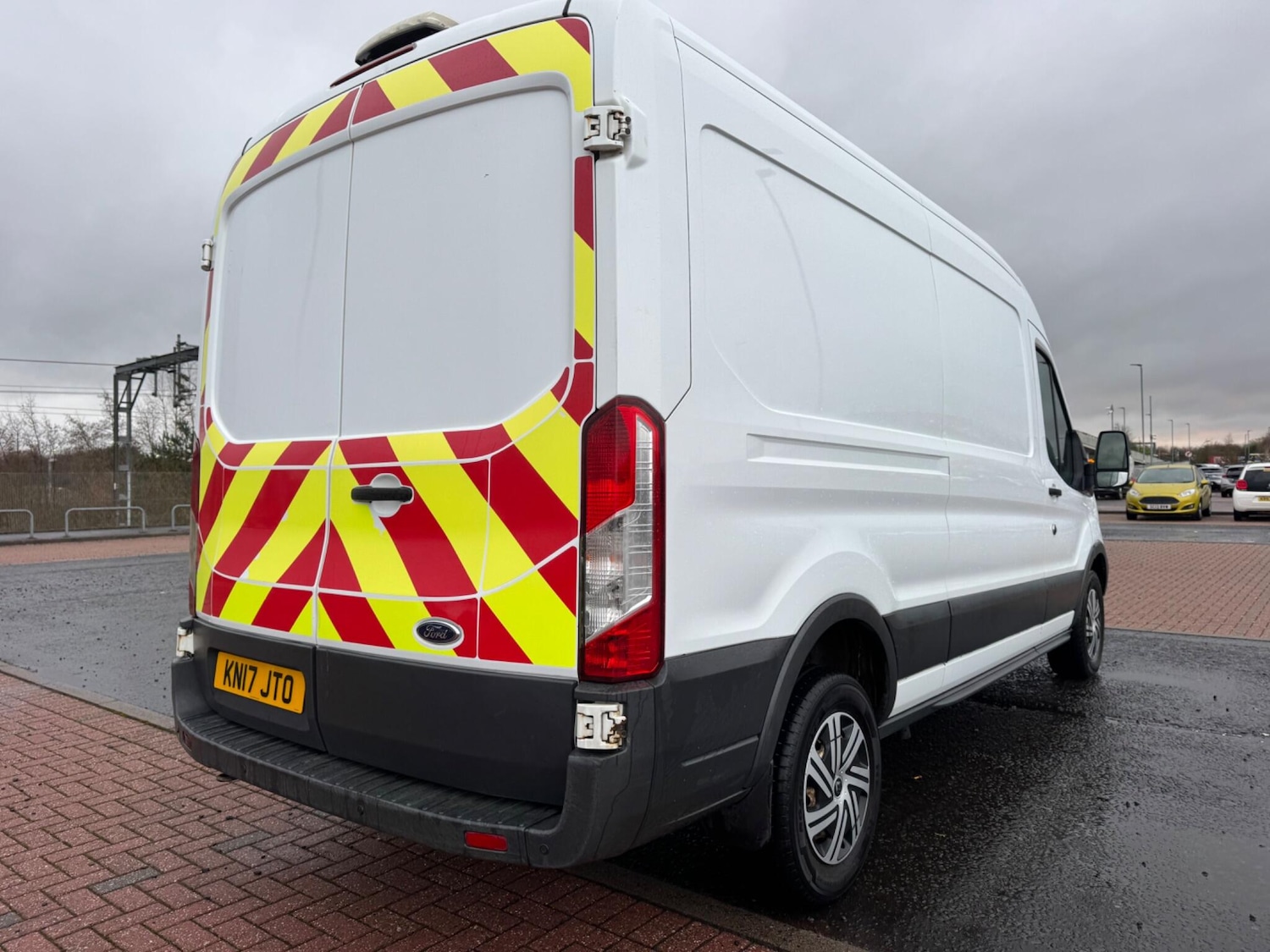 Used Ford Transit 2017 for sale - 77377133: Photo 2