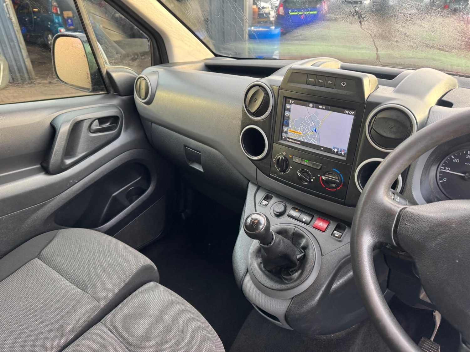 Used Peugeot Partner 2018 for sale - 76377650: Photo 15