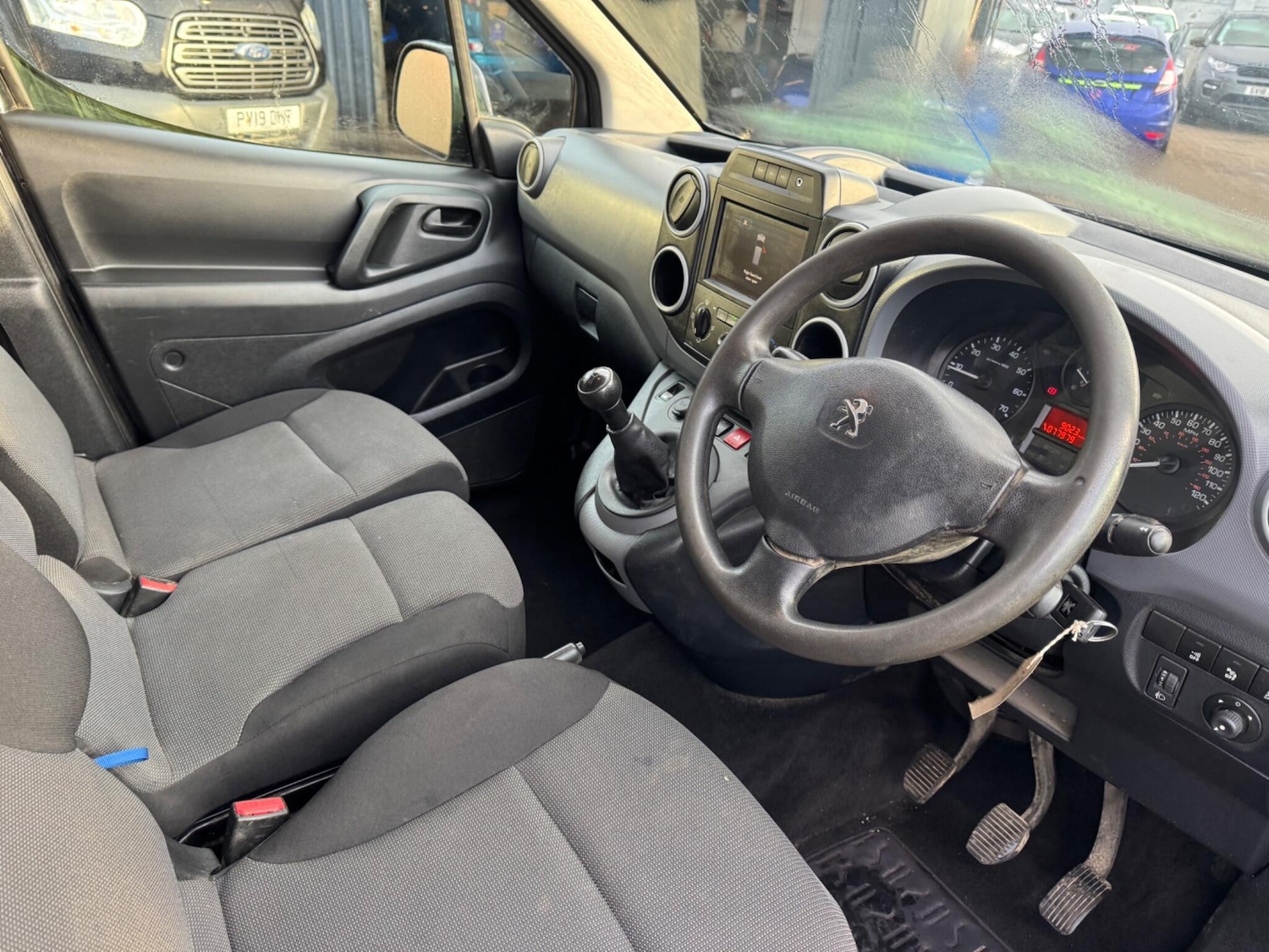 Used Peugeot Partner 2018 for sale - 76377650: Photo 17