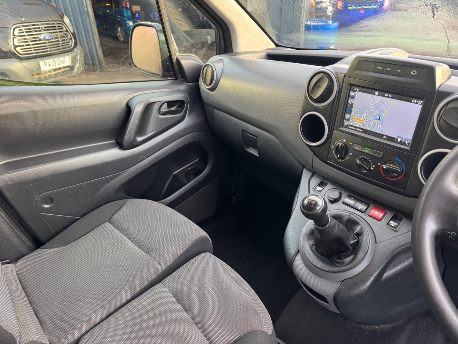 Used Peugeot Partner 2018 for sale - 76377650: Photo 19