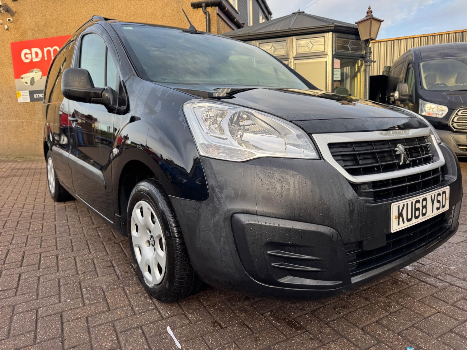Used Peugeot Partner 2018 for sale - 76377650: Photo 2