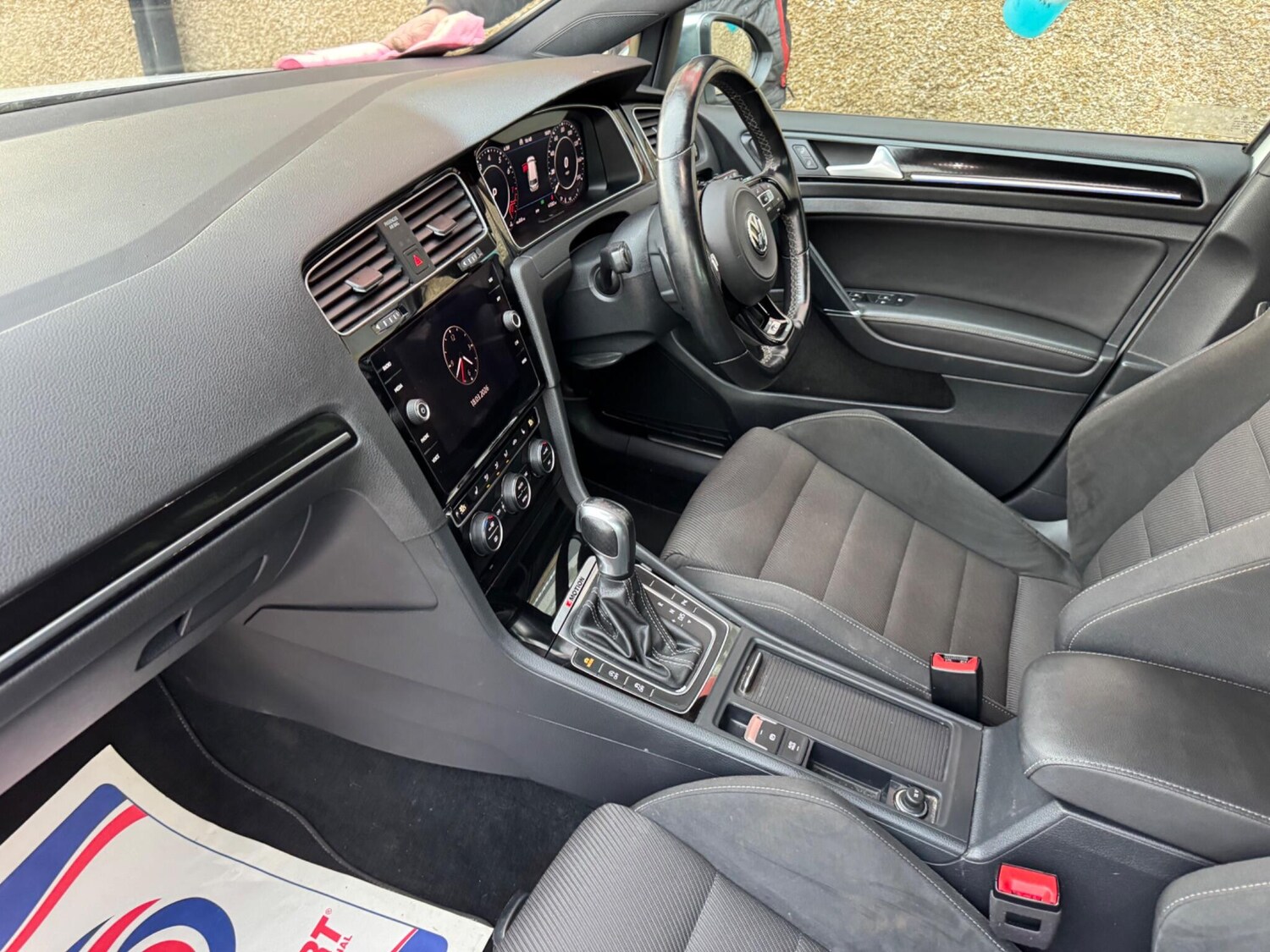 Used Volkswagen Golf for sale - 77939400: Photo 10