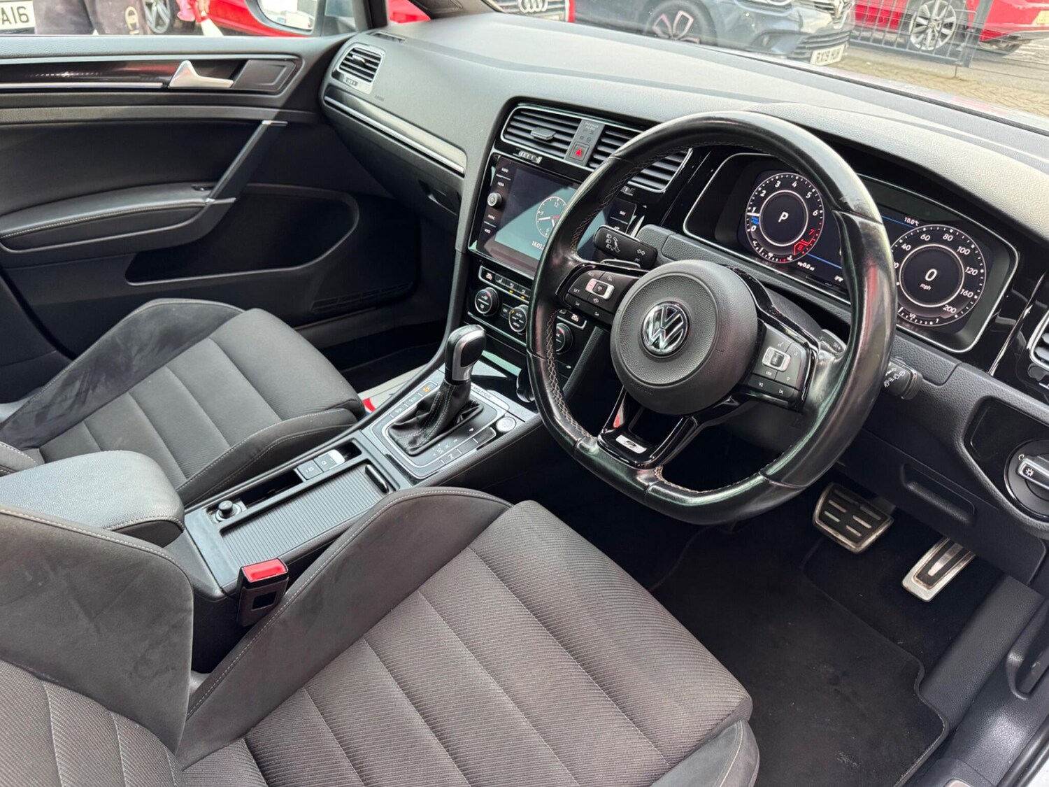 Used Volkswagen Golf for sale - 77939400: Photo 15