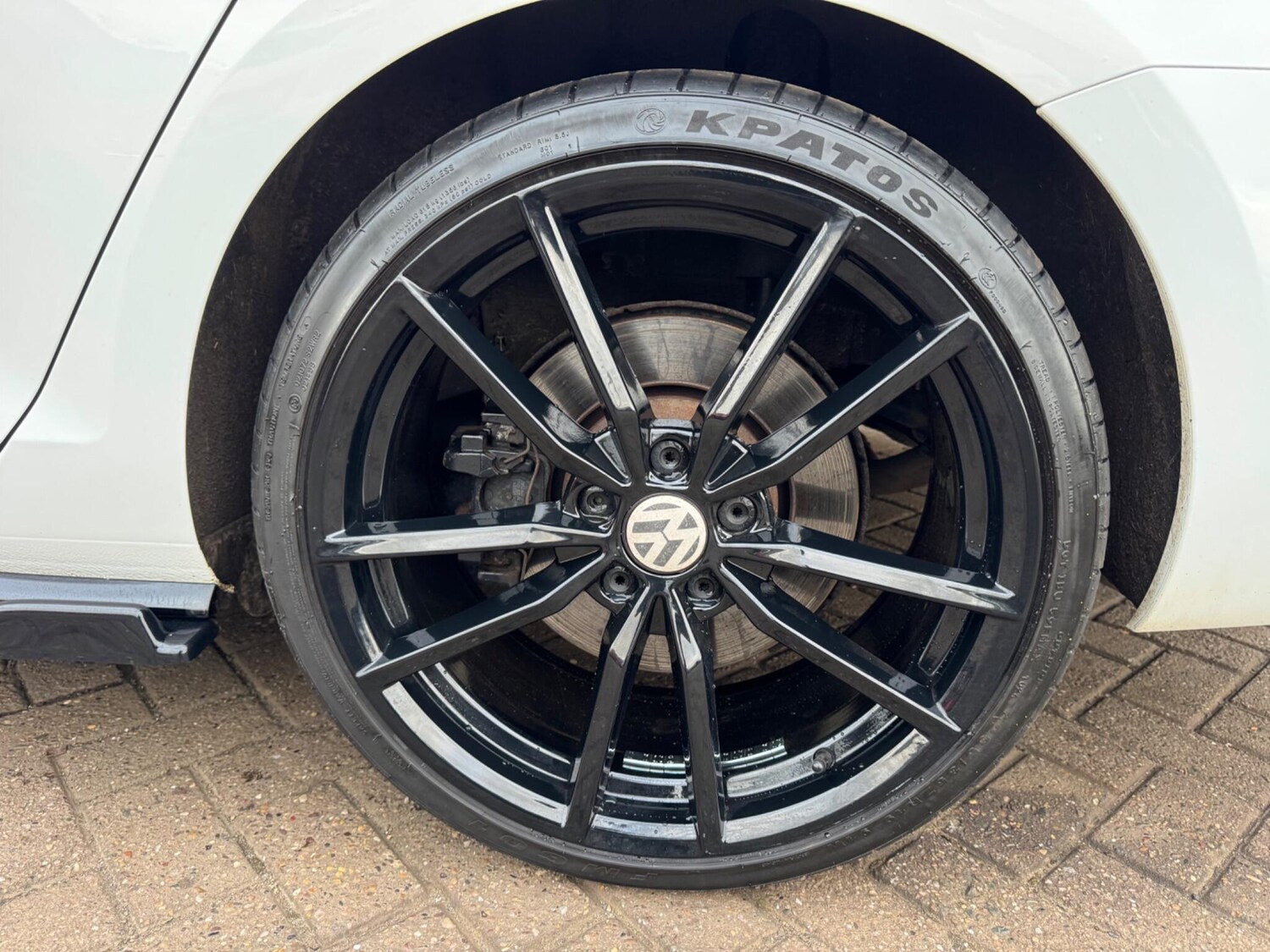 Used Volkswagen Golf for sale - 77939400: Photo 7