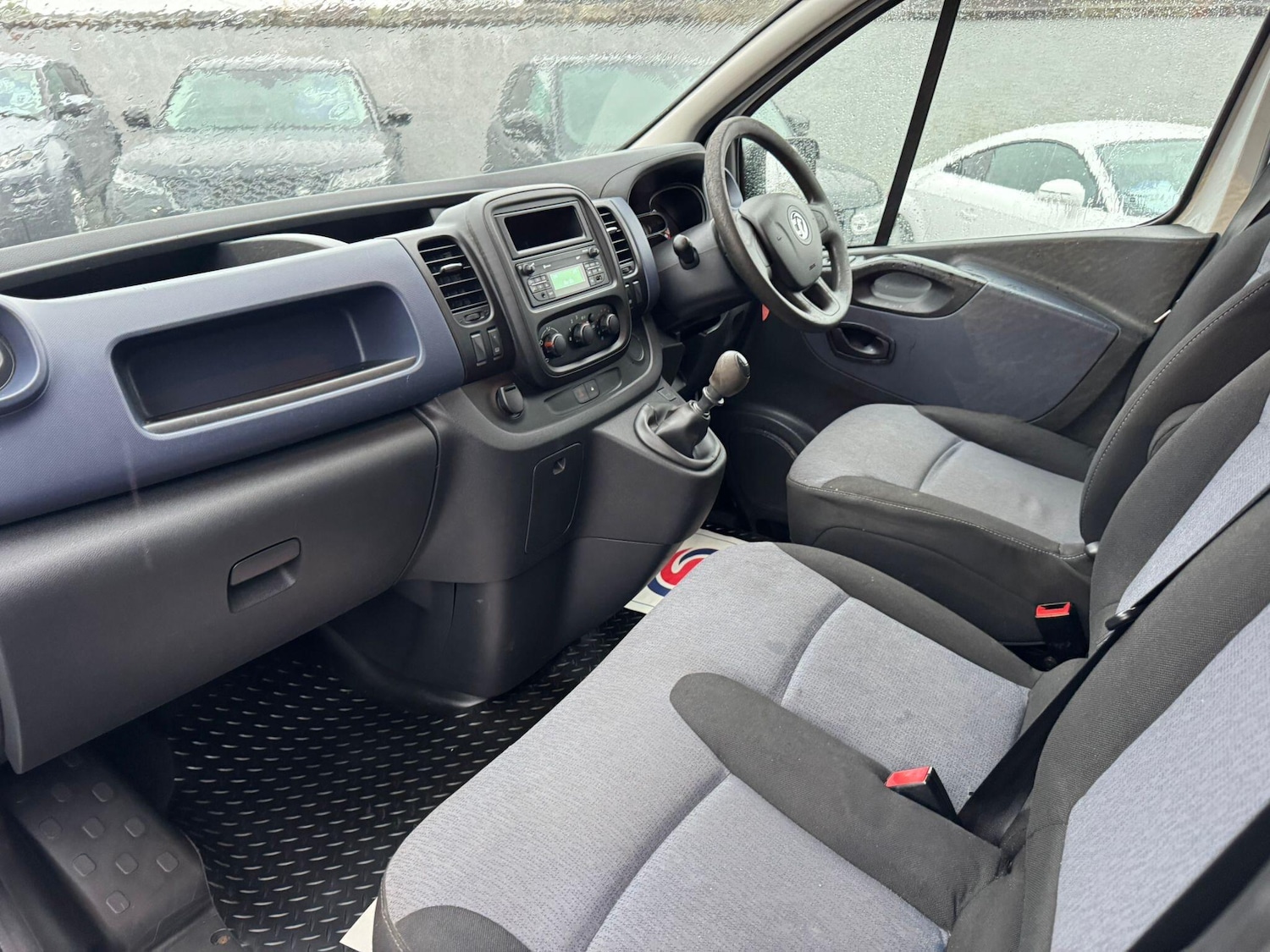 Used Vauxhall Vivaro 2015 for sale - 76992175: Photo 15