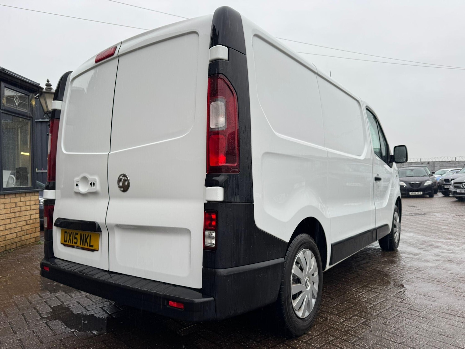 Used Vauxhall Vivaro 2015 for sale - 76992175: Photo 6