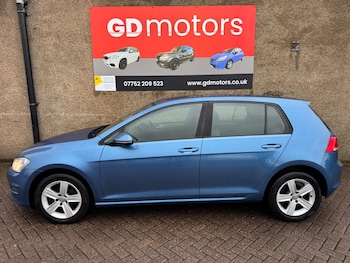 Used Volkswagen Golf 2014 for sale - 78136373: Photo