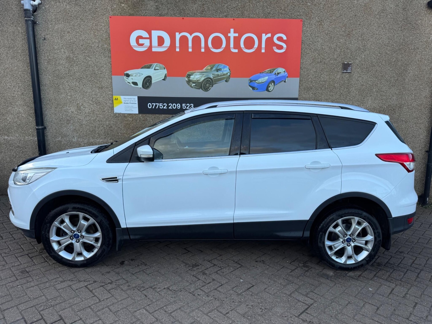 Used Ford Kuga for sale - 77925276: Photo 2