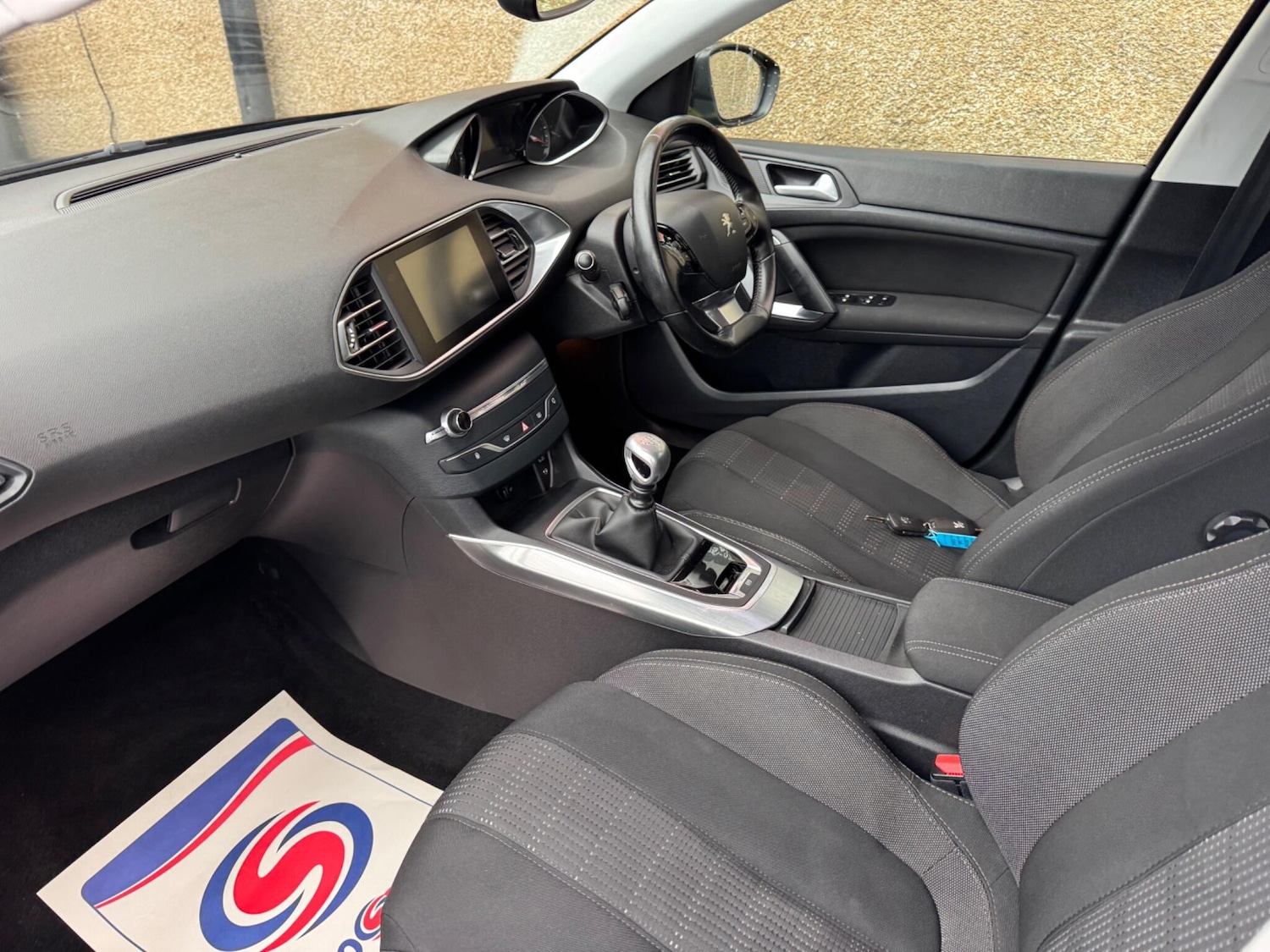 Used Peugeot 308 2016 for sale - 77425144: Photo 13