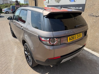 Used Land Rover Discovery Sport 2015 for sale - 79180760: Photo