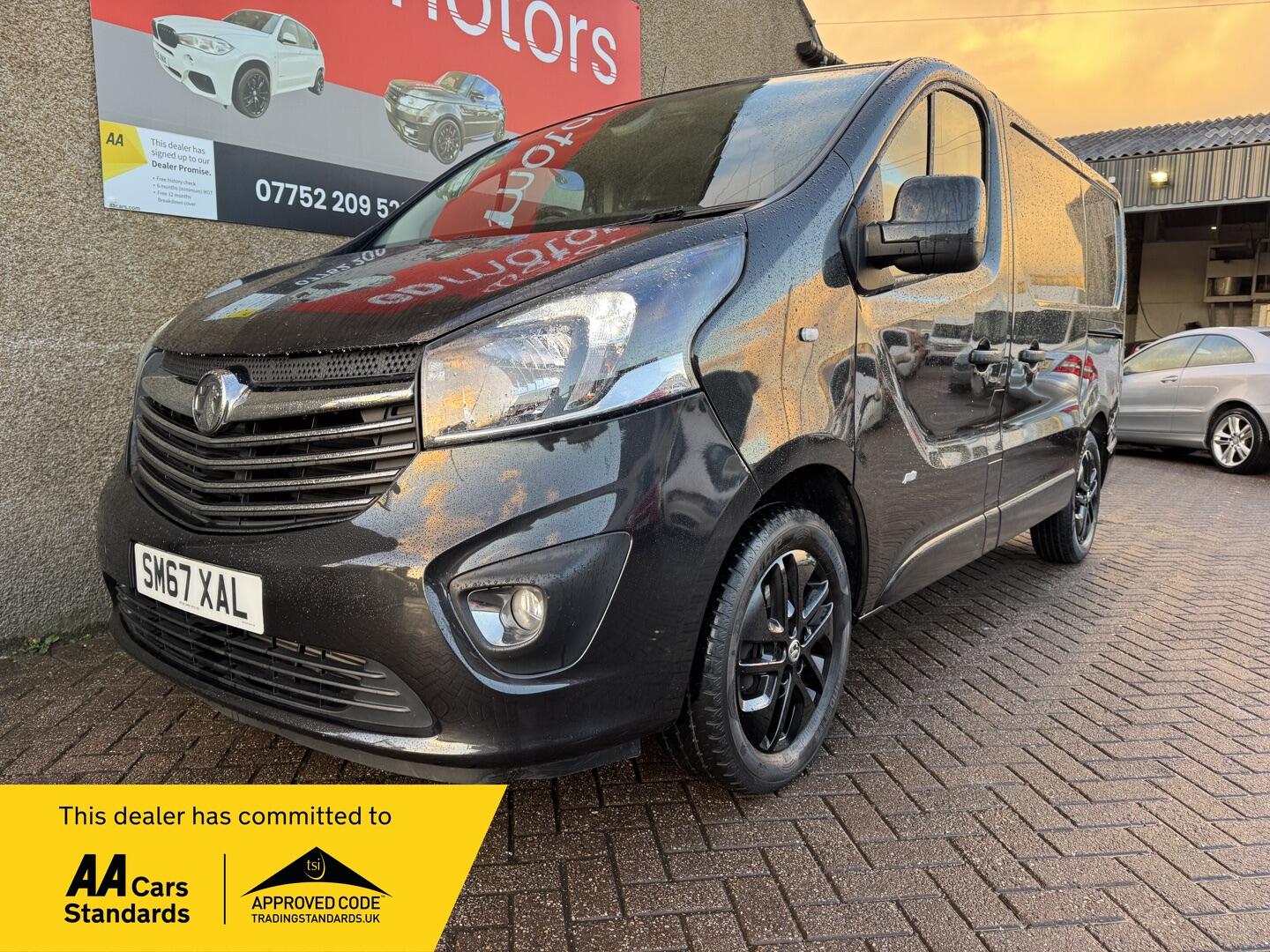 Used Vauxhall Vivaro 2018 for sale - 76592602: Photo 1