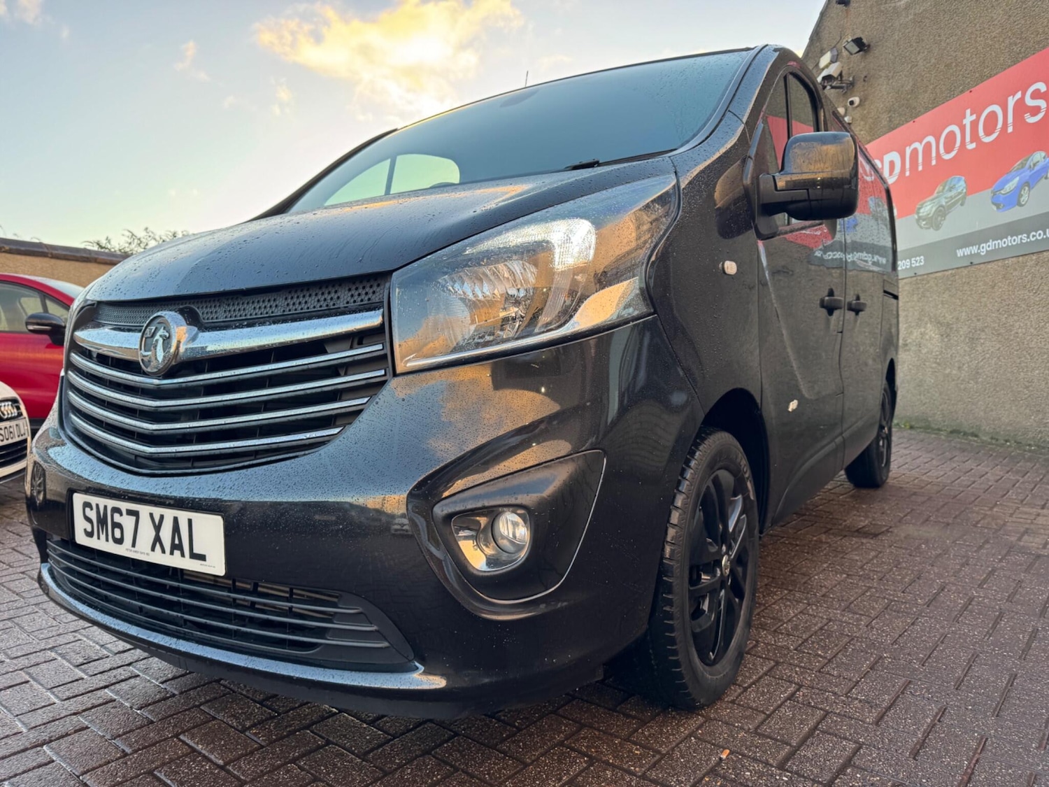 Used Vauxhall Vivaro 2018 for sale - 76592602: Photo 3
