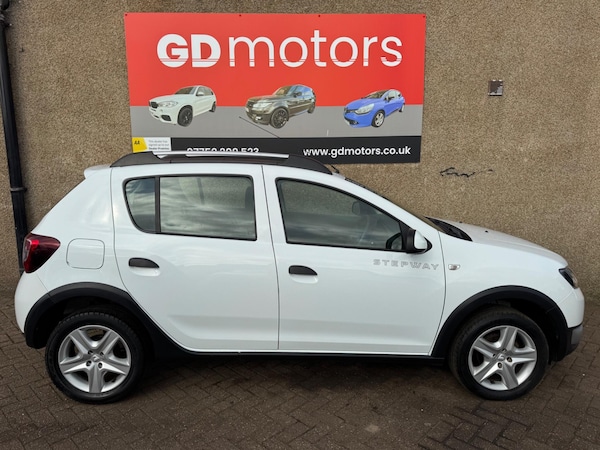Used Dacia Sandero Stepway 2016 for sale - 76239016: Photo 11