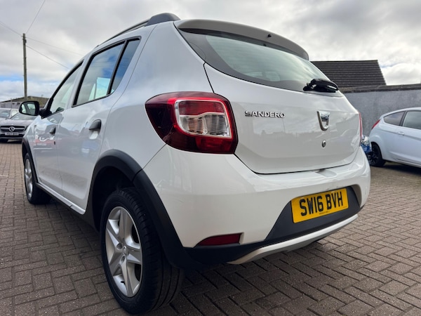 Used Dacia Sandero Stepway 2016 for sale - 76239016: Photo 7