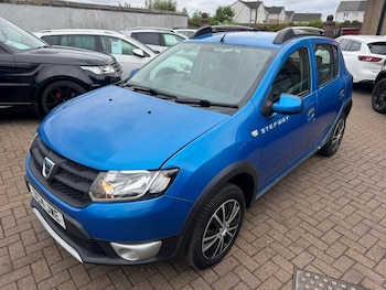 Used Dacia Sandero Stepway 2014 for sale - 78830564: Photo