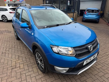 Used Dacia Sandero Stepway 2014 for sale - 78830564: Photo