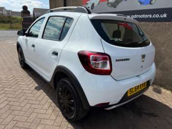 Used Dacia Sandero Stepway 2014 for sale - 74920354: Photo