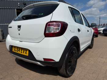 Used Dacia Sandero Stepway 2014 for sale - 74920354: Photo