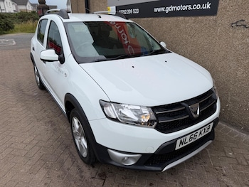 Used Dacia Sandero Stepway 2016 for sale - 79472197: Photo